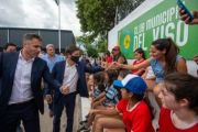 Kicillof y Achával inauguraron un nuevo polideportivo municipal en Del Viso